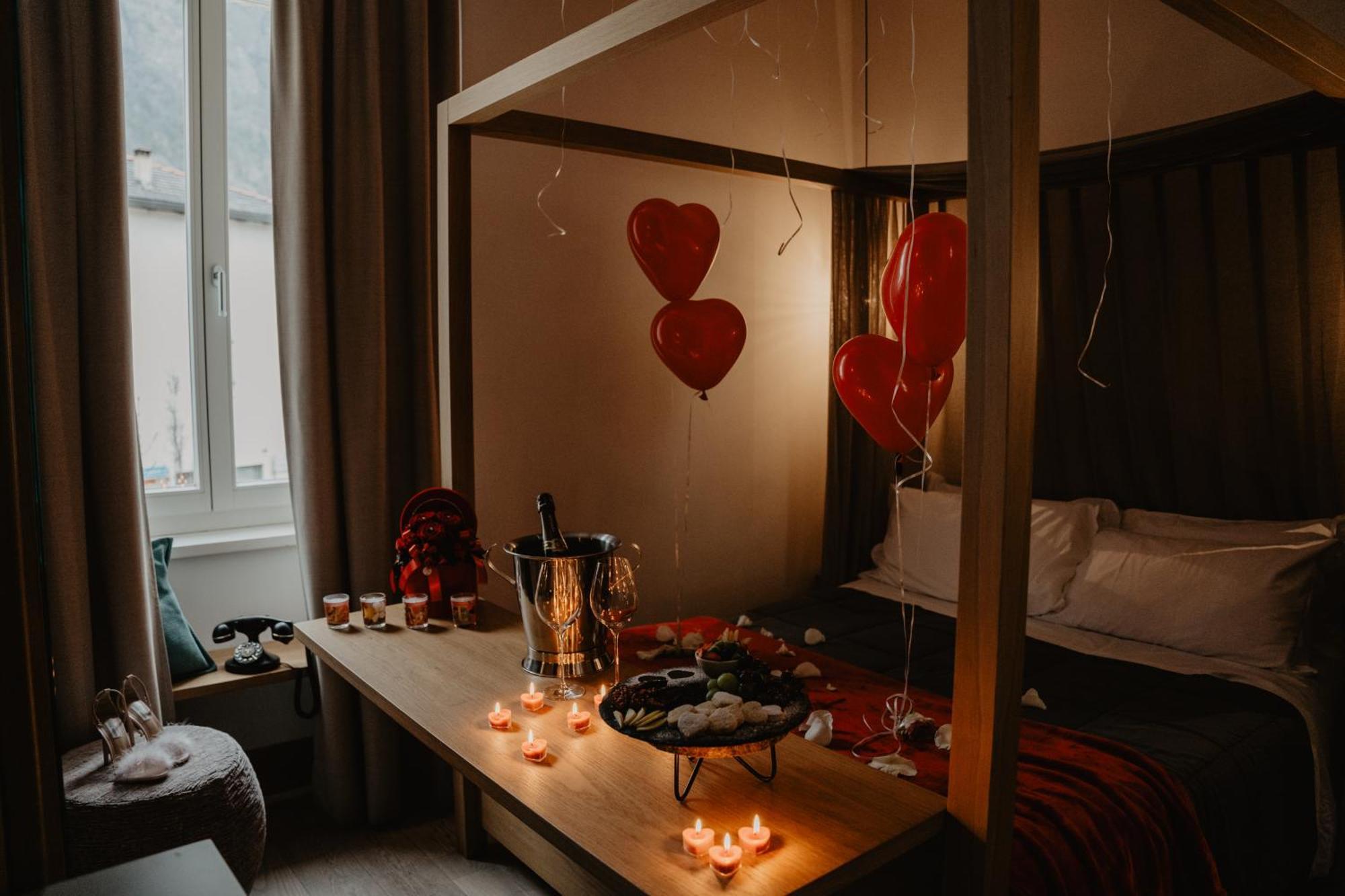 Albergo Caffe Centrale Меццокорона Екстер'єр фото
