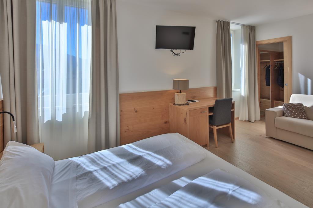 Albergo Caffe Centrale Меццокорона Номер фото