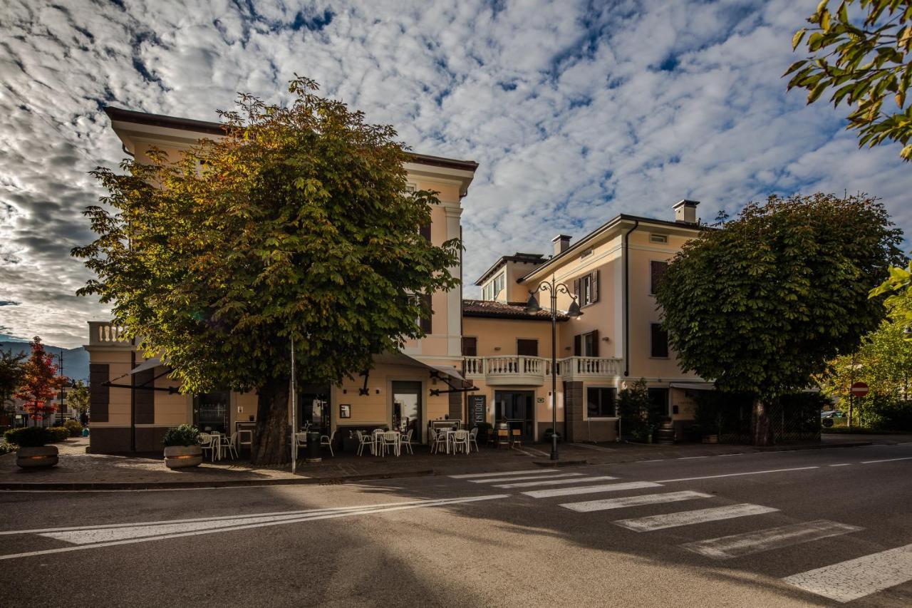 Albergo Caffe Centrale Меццокорона Екстер'єр фото
